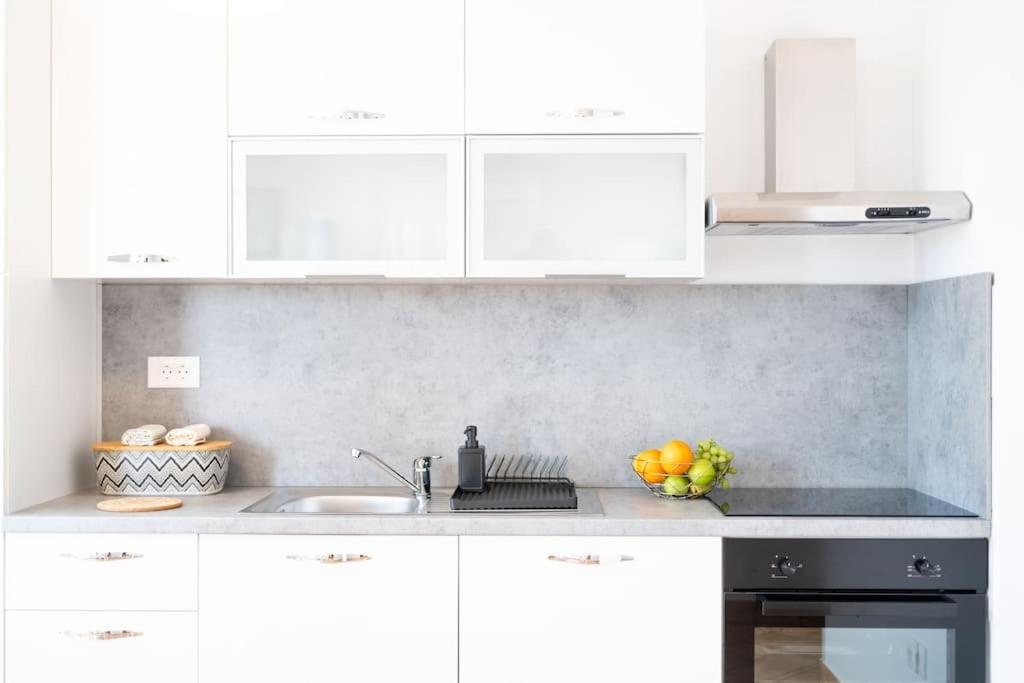 Cozy Apartment "Iskra" - 3 Bedrooms Zara Esterno foto
