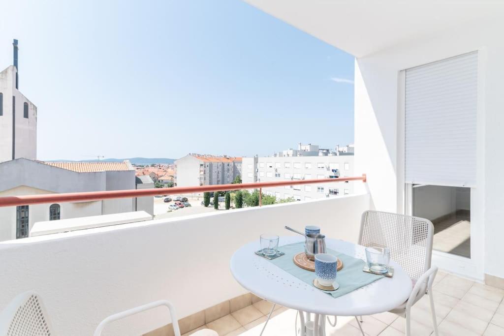 Cozy Apartment "Iskra" - 3 Bedrooms Zara Esterno foto